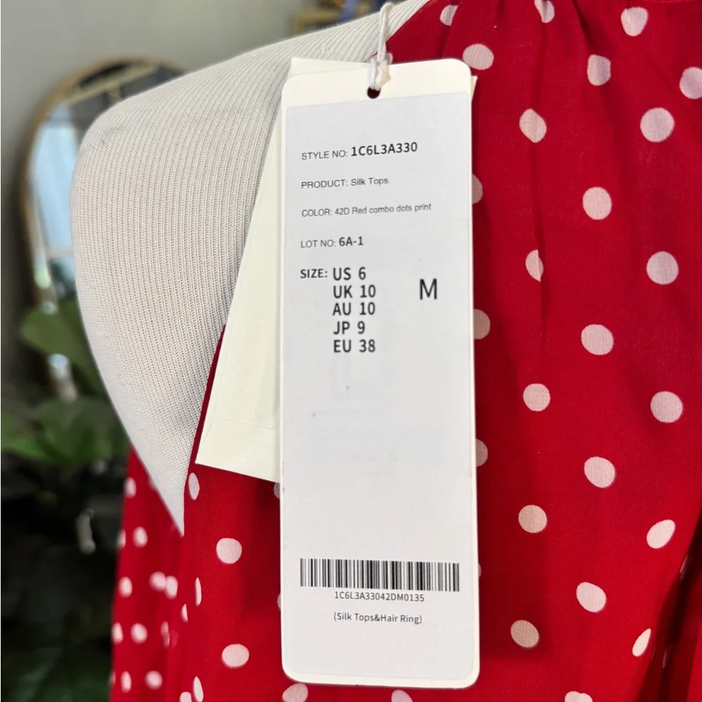 22 Momme Silk Polka dot halter blouse - Picture 6 of 7
